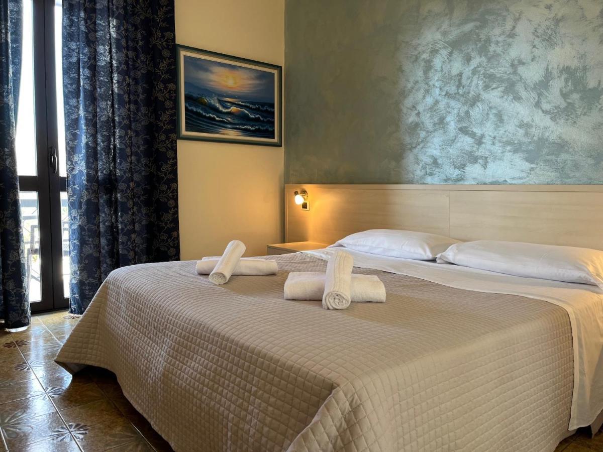 Hotel Renata Lazise Exterior photo